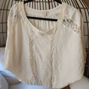 Forever21 Lace crop top